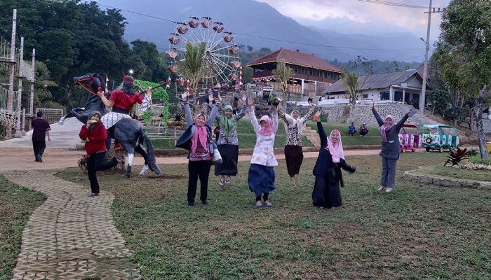 Atasi Setres, Peserta Raker UYP Refresing ke Pintu Langit