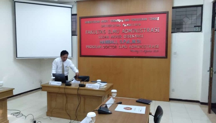 Kepala BAK (Biro Administrasi Keuangan) Resmi bergelar Doktor