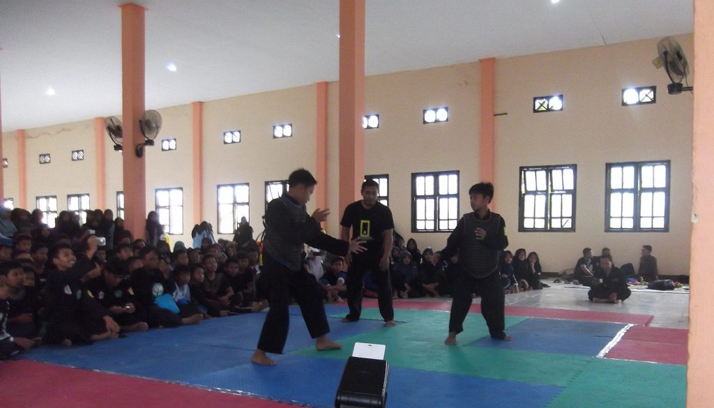 Ratusan Pendekar Pagar Nusa Gelar Latihan Gabungan