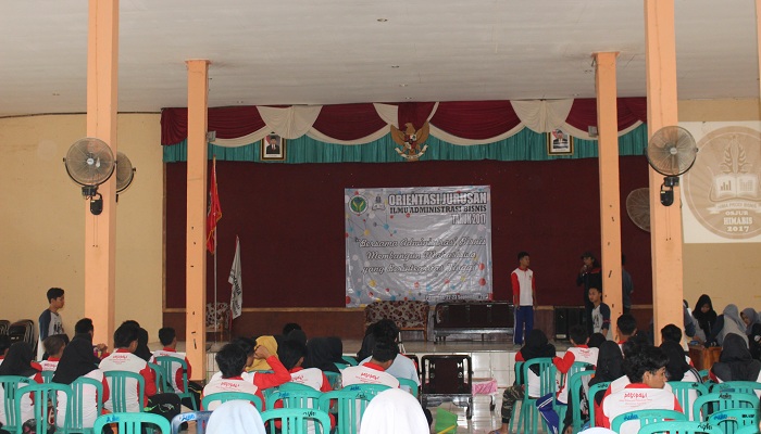 Bersama Administrasi Bisnis Membangun Mahasiswa Yang Berintegrasi Tinggi