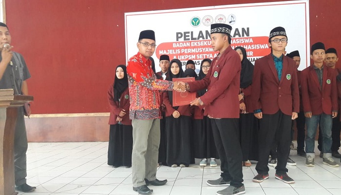 Pelantikan BEM-U Periode 2018-2019: Bersata Membangun Republik Mahasiswa yang Progres dan Sinergis