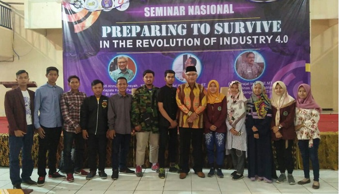 Seminar Nasional Preparing to Survive in the Revolution of Industriy 4.0