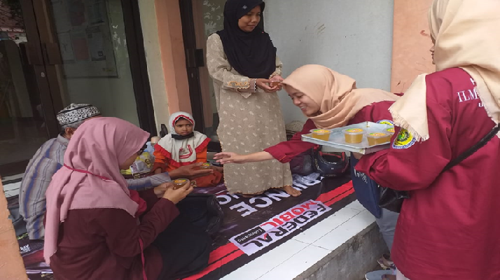 Peringati Hari Pangan Sedunia, Mahasiswa ITP Bagi-Bagi Produk Inovasi Panganya