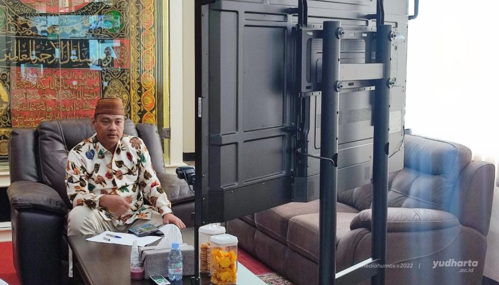 Rektor Universitas Yudharta Pasuruan, jadi Narasumber Webinar Rakernas APSI 2022