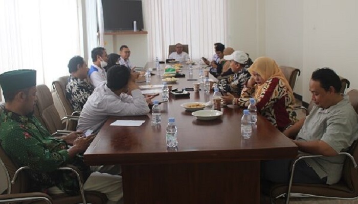 Dekan dan Kepala Lembaga di Universitas Yudharta Susun Kalender Akademik
