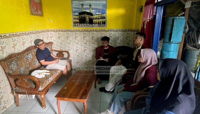 Mahasiswa KKN 05 Berkunjung ke Tempat Budidaya Jamur Tiran di Desa Sumbersuko Kec. Gempol