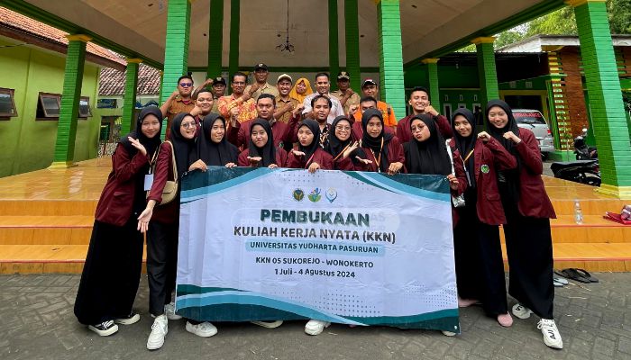 Kades dan Perangkat Desa Wonokerto Antusias Sambut Mahasiswa KKN Universitas Yudharta Pasuruan
