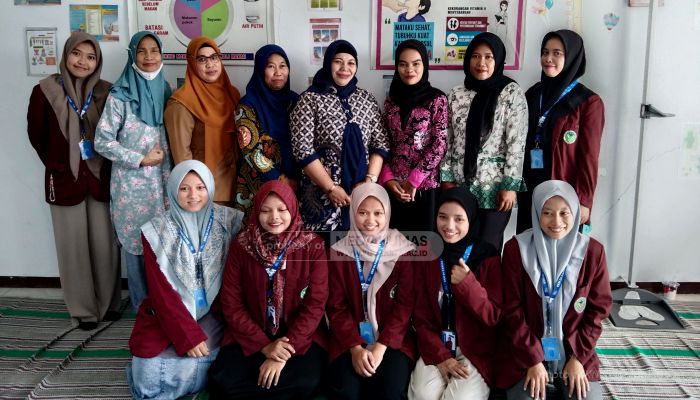 Kegiatan Posyandu Balita Dan Lansia Bersama Mahasiswa KKN Kelompok 04 di Desa Sembung