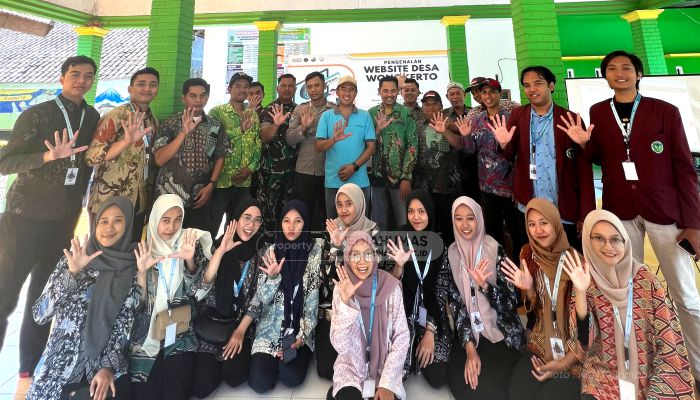 Mahasiswa KKN Kelompok 05 Gagas Inovasi Digital Pemdes Wonokerto Melalui Website Desa