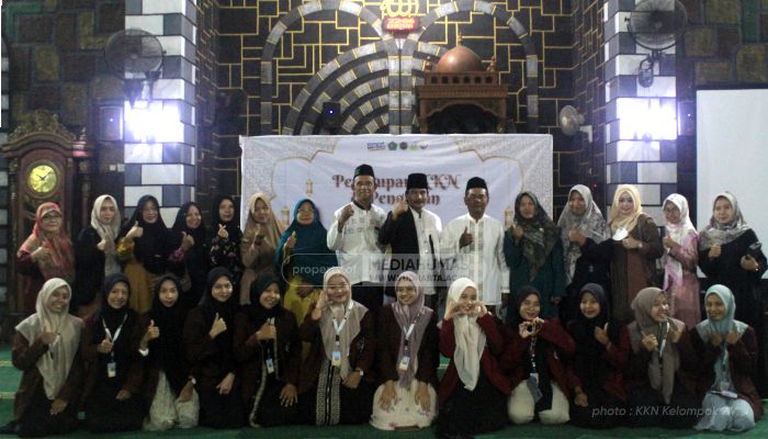 Pengajian Bersama Meriahkan Penutupan KKN Kelompok 24 di Masjid NU Al-Abror