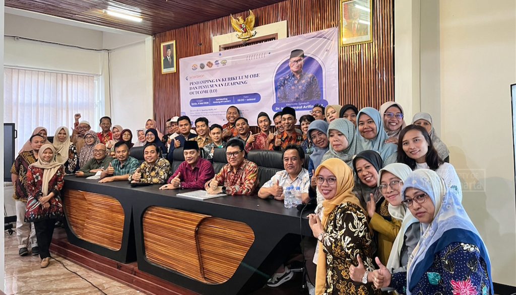Kompak, Seluruh Kaprodi dan Dekan Ikuti Pelatihan Kurikulum OBE dan Learning Outcome (LO)