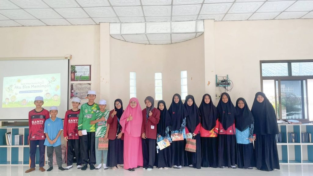 Mahasiswa KKN Internasional Universitas Yudharta Pasuruan Gelar “Young Leaders Day” di Santi Witya Serong School, Pattani, Thailand